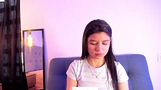 LindaCatalina  online show from 6, 4, 2026
