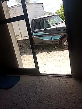   -puta online show from 25, 3, 2026