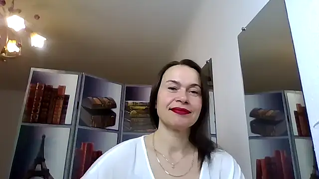Selena Moo online show from 22, 4, 2026