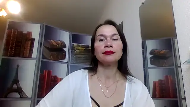 Selena Moo online show from 25, 4, 2026
