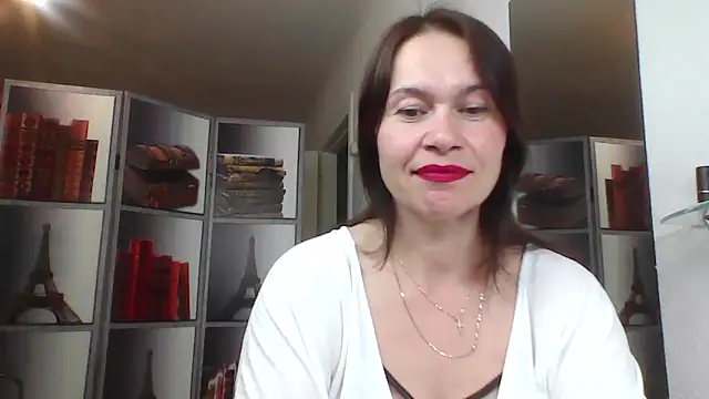 Snapshot of Selena_Moo chatting on 25, 5, 2026 Selena Moo online show from 25, 5, 2026