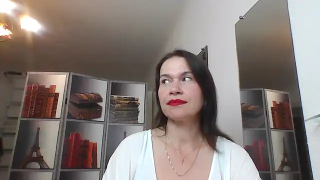 Snapshot of Selena_Moo chatting on 16, 6, 2026 Selena Moo online show from 16, 6, 2026