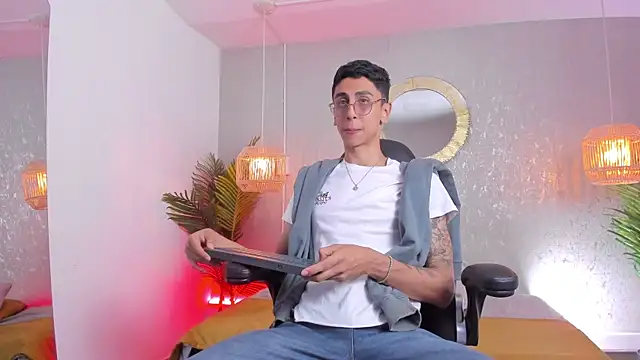 Gio carangi online show from 24, 6, 2026