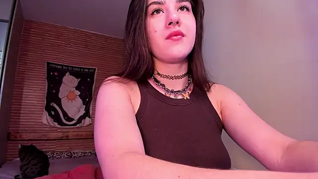 Snapshot of Elly__Green chatting on 2, 5, 2026 Elly Green online show from 2, 5, 2026