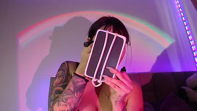 Val Time online show from 9, 4, 2026