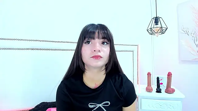 Snapshot of emma-sandoval chatting on 23, 5, 2026 emma-sandoval online show from 23, 5, 2026