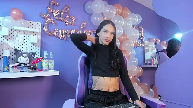 Snapshot of Zoe_444 chatting on 12, 4, 2026 Zoe 444 online show from 12, 4, 2026