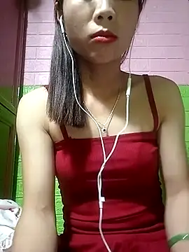 Snapshot of AmyLinee01 chatting on 24, 4, 2026 AmyLinee01 online show from 24, 4, 2026