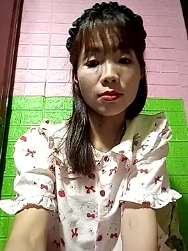 Snapshot of AmyLinee01 chatting on 11, 5, 2026 AmyLinee01 online show from 11, 5, 2026