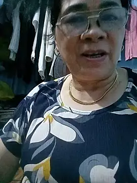 Snapshot of Funsexy1 chatting on 4, 6, 2026 Funsexy1 online show from 4, 6, 2026