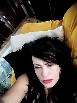 Sophy Leon online show from 22, 4, 2026