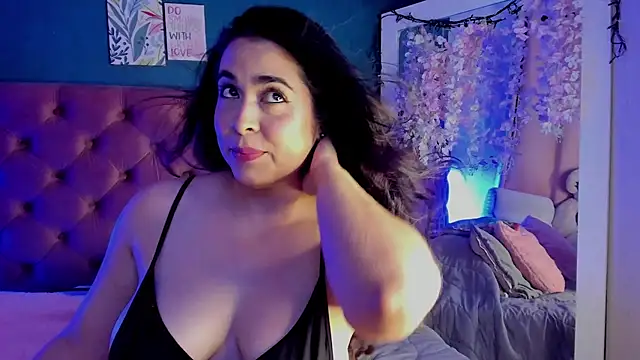 Snapshot of Sofia-Venegas chatting on 6, 7, 2026 Sofia-Venegas online show from 6, 7, 2026