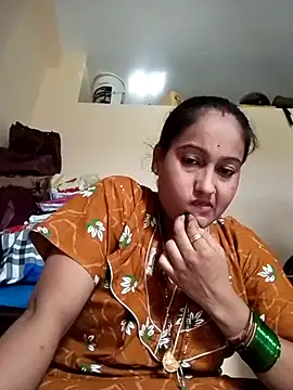 Snapshot of Sexi_roovi chatting on 3, 8, 2026 Sexi roovi online show from 3, 8, 2026