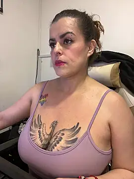 MiaHotboobs online show from 17, 5, 2026