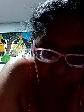 Snapshot of sexymomsn chatting on 16, 5, 2026 sexymomsn online show from 16, 5, 2026