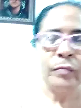 Snapshot of sexymomsn chatting on 21, 5, 2026 sexymomsn online show from 21, 5, 2026