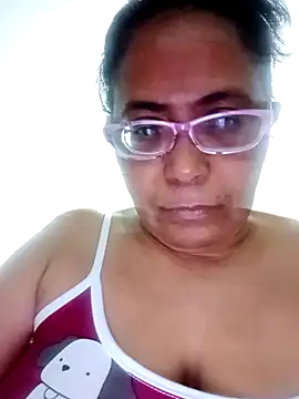 Snapshot of sexymomsn chatting on 25, 5, 2026 sexymomsn online show from 25, 5, 2026