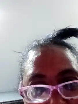 Snapshot of sexymomsn chatting on 28, 5, 2026 sexymomsn online show from 28, 5, 2026