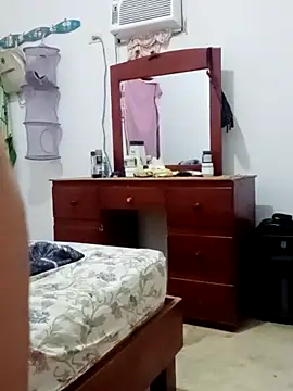 Snapshot of sexymomsn chatting on 18, 6, 2026 sexymomsn online show from 18, 6, 2026