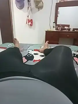 Snapshot of sexymomsn chatting on 1, 8, 2026 sexymomsn online show from 1, 8, 2026