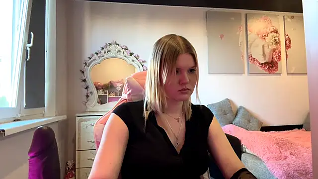 SweettAnny online show from 16, 6, 2026