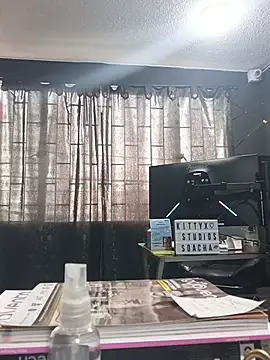 Snapshot of Megam_white chatting on 8, 7, 2026 Megam white online show from 8, 7, 2026