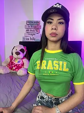 Miia coollins online show from 17, 4, 2026