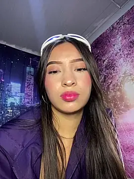 Itze Mua online show from 29, 3, 2026