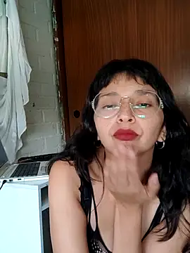 Snapshot of LisaMargo chatting on 17, 4, 2026 LisaMargo online show from 17, 4, 2026