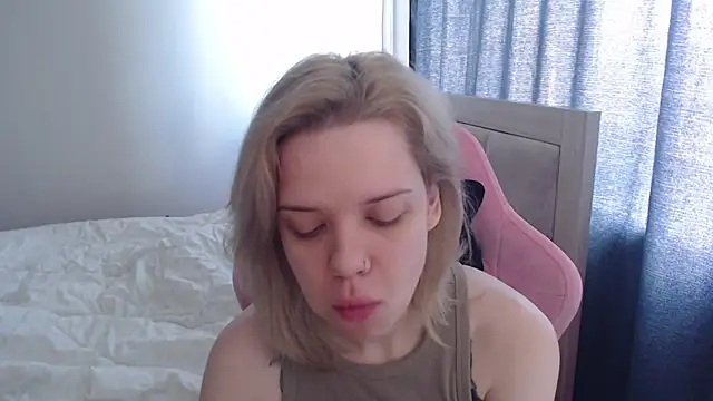Snapshot of TenderChloe chatting on 10, 6, 2026 TenderChloe online show from 10, 6, 2026