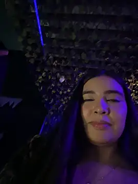 Snapshot of HaileyBiieber chatting on 28, 3, 2026 HaileyBiieber online show from 28, 3, 2026