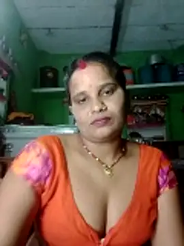 Snapshot of Shivani09900 chatting on 28, 5, 2026 Shivani09900 online show from 28, 5, 2026