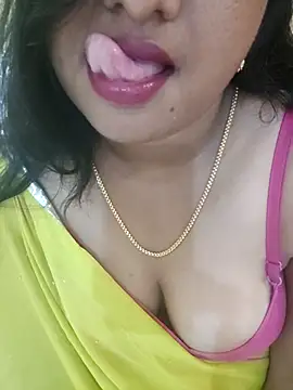 Snapshot of Ramya_456 chatting on 17, 4, 2026 Ramya 456 online show from 17, 4, 2026
