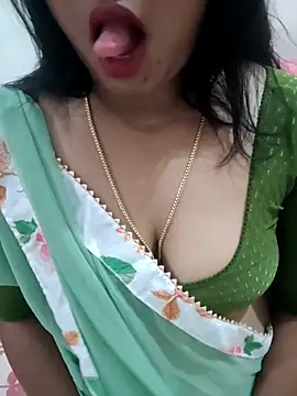Snapshot of Ramya_456 chatting on 12, 5, 2026 Ramya 456 online show from 12, 5, 2026
