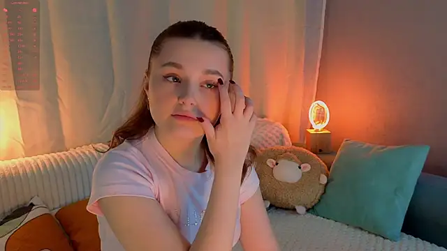LorriMonz online show from 4, 6, 2026