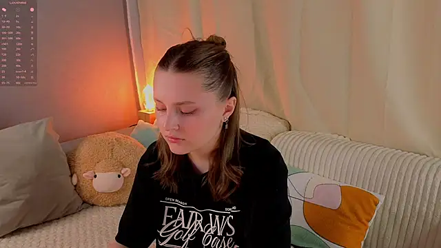 LorriMonz online show from 12, 6, 2026