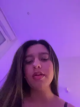 Lusty Lunaa online show from 25, 4, 2026