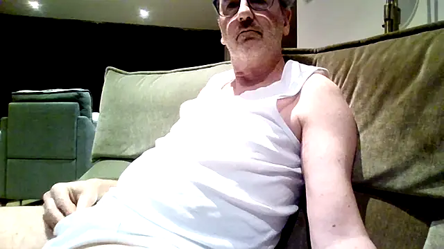 Snapshot of HotLucas66 chatting on 26, 4, 2026 HotLucas66 online show from 26, 4, 2026