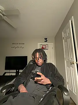 Snapshot of Thirdlegsuave chatting on 16, 4, 2026 Thirdlegsuave online show from 16, 4, 2026
