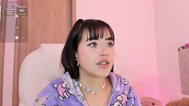 ivyJanne online show from 14, 7, 2026