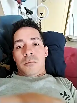 Gabriel leon33 online show from 19, 6, 2026