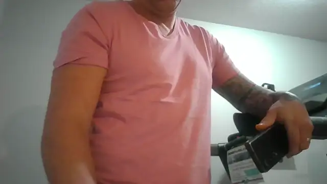 Snapshot of Cutecamboy4you chatting on 24, 3, 2026 Cutecamboy4you online show from 24, 3, 2026