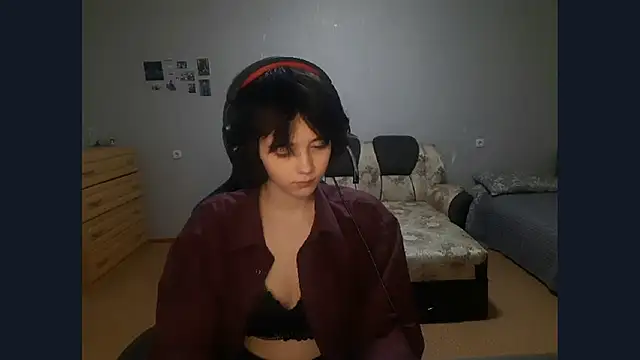 ShaynaLinley online show from 21, 4, 2026