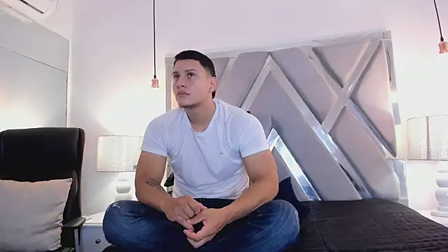 Chriss Diamond online show from 24, 4, 2026