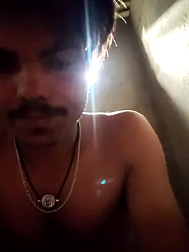 Snapshot of luck00y chatting on 12, 4, 2026 luck00y online show from 12, 4, 2026