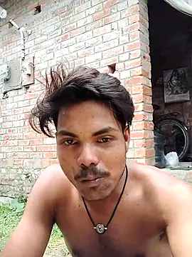 Snapshot of luck00y chatting on 5, 6, 2026 luck00y online show from 5, 6, 2026