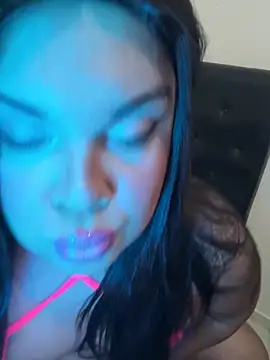 Snapshot of NicoleBBigAss chatting on 18, 5, 2026 NicoleBBigAss online show from 18, 5, 2026