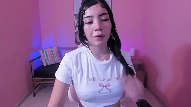 Snapshot of Soffi_x_x_ chatting on 30, 4, 2026 Soffi x x online show from 30, 4, 2026