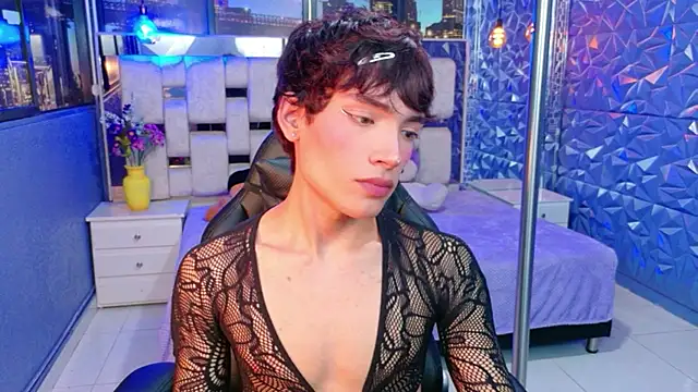 IsaacNovaa online show from 27, 4, 2026