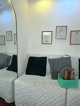 CharlotteCopper  online show from 5, 7, 2026